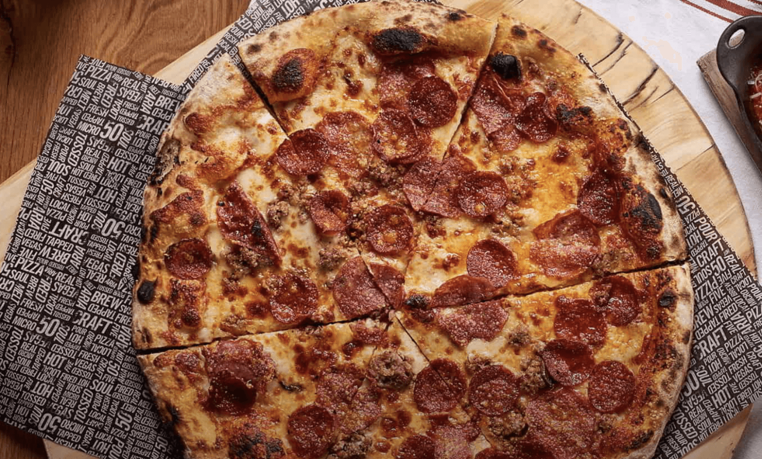 6 Best Las Vegas Pizza Places On The Strip