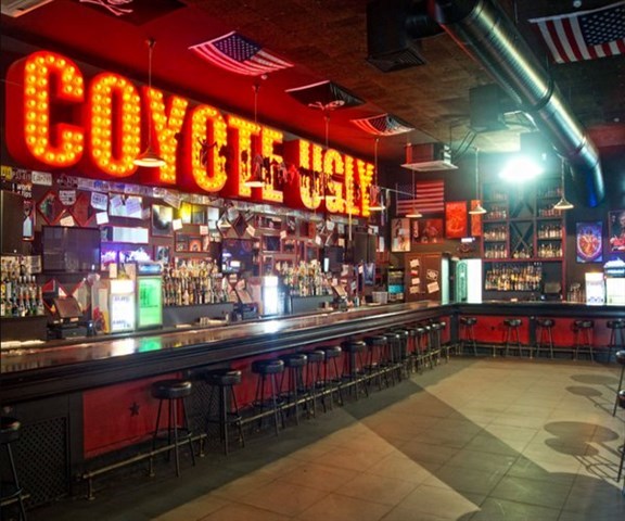 coyote-ugly-vegas